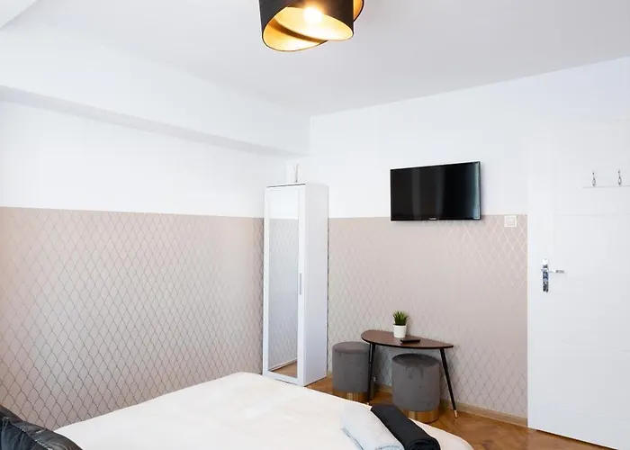 Hostel Clicktheflat Muranów Warszawa